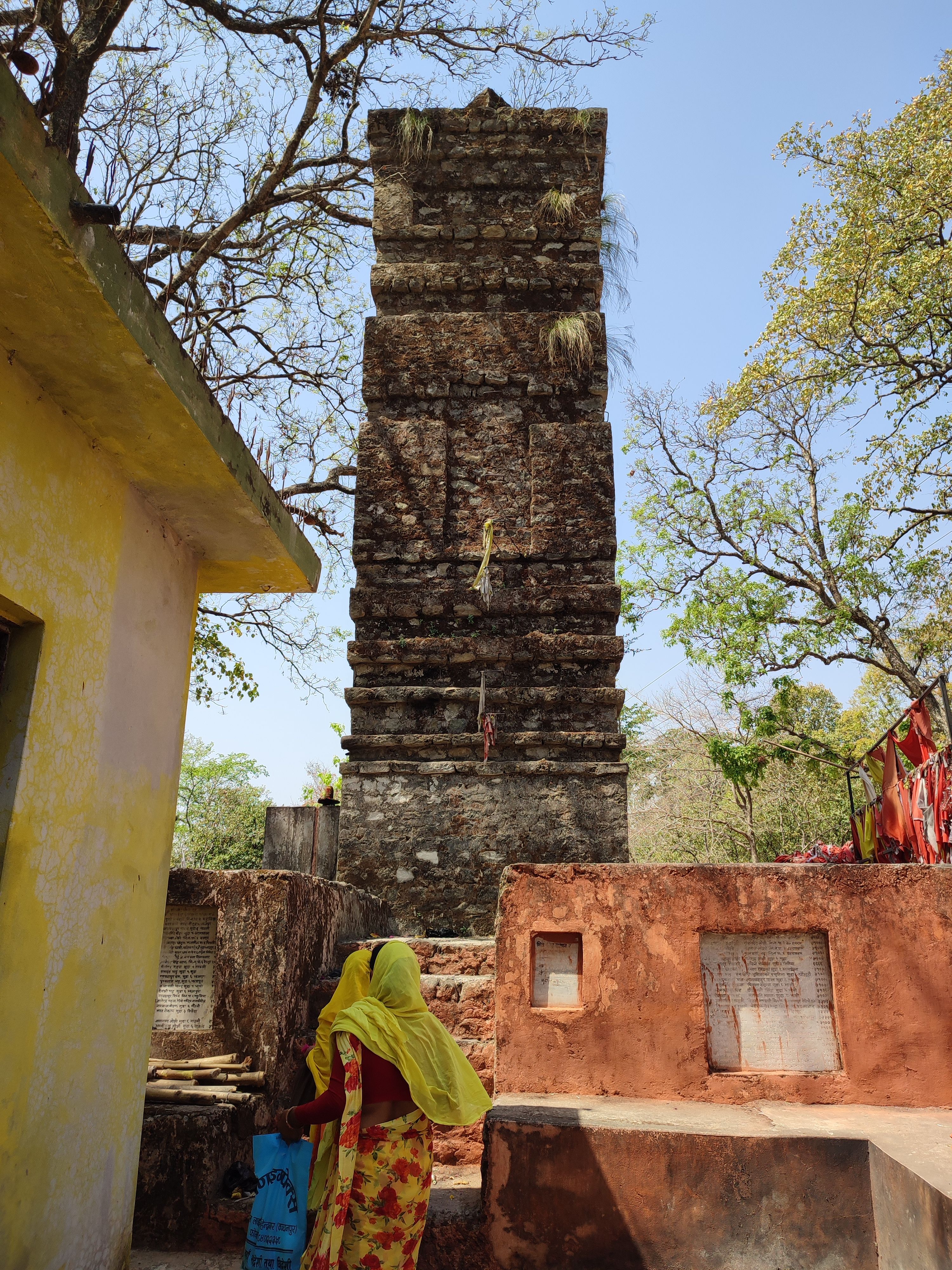 This stambha was at the rautela Shiv mandir Mahendranagar